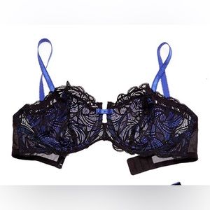 Adore Me Bra - 32DD